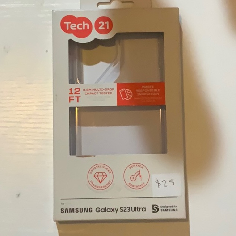Tech21 White Case for Samsung Galaxy S21 Ultra